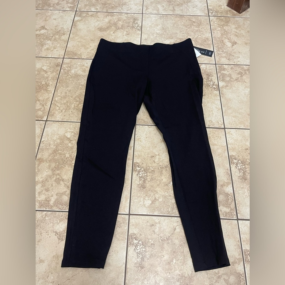 NWT Ricki’s luxe leggings